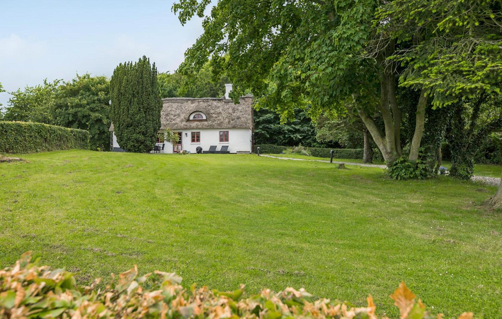 Lovely Home In Augustenborg With Wifi Asserballeskov Εξωτερικό φωτογραφία